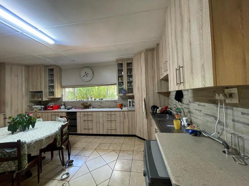 4 Bedroom Property for Sale in Kuruman Northern Cape